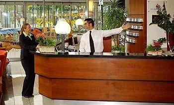 Conti Hotell 3*